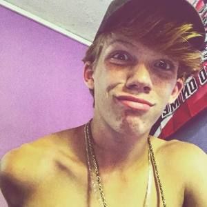 Meet your Posher, Dominick